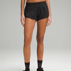 Lululemon Athletica Hotty Hot Shorts 2.5 Low Rise in Black Size 4